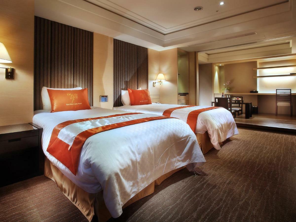 Sun Moon Lake Hotel Ючи Екстериор снимка